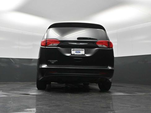 Used 2024 Chrysler Voyager LX FWD image 49