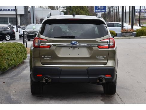 Used 2024 Subaru Ascent Limited w/ Technology Package image 5