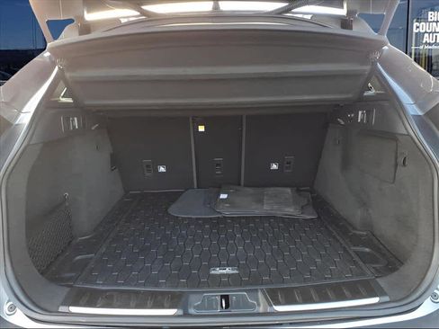 Used 2020 Jaguar F-PACE Checkered Flag image 5