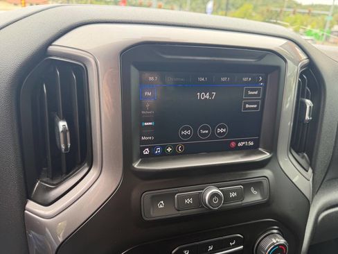 Used 2020 Chevrolet Silverado 1500 Custom Trail Boss w/ Custom Convenience Package AWD/4WD image 12