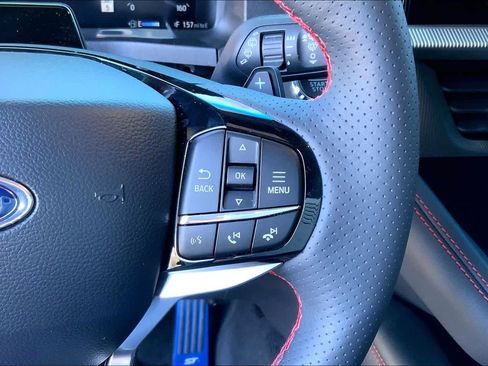 Used 2025 Ford Explorer ST w/ Sun And Sound Package image 23