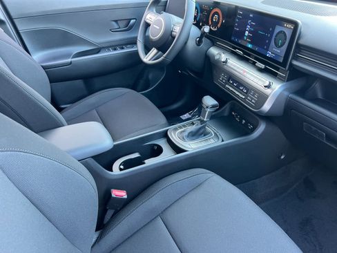 New 2025 Hyundai Kona SEL image 17