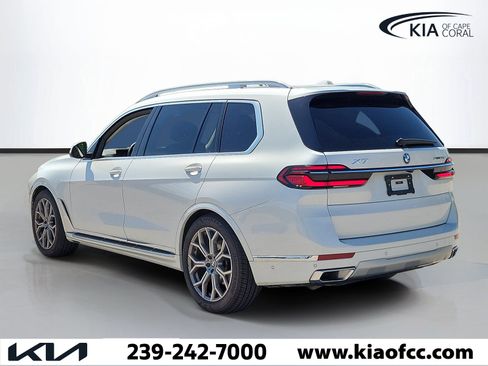 Used 2026 BMW X7 xDrive40i AWD/4WD image 4