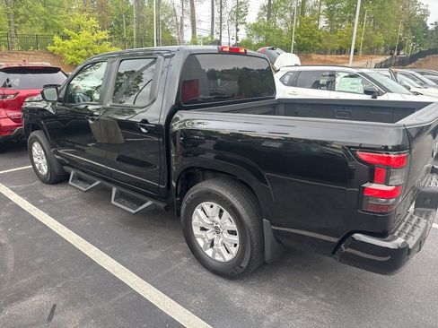 Certified 2023 Nissan Frontier SV w/ Technology Package image 4