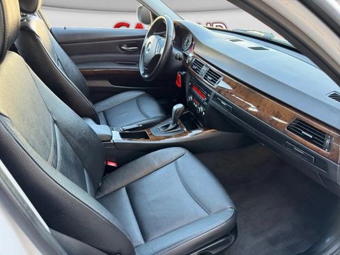 Used 2011 BMW 328i Sedan RWD image 24