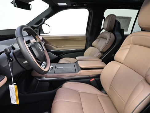 New 2026 Lincoln Navigator Black Label AWD/4WD image 13