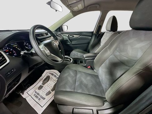 Used 2015 Nissan Rogue S image 20