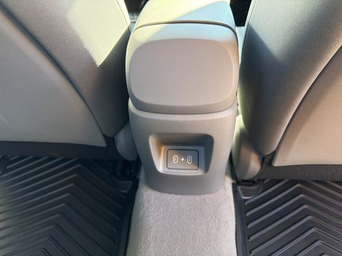 New 2026 Hyundai Elantra Sport image 10