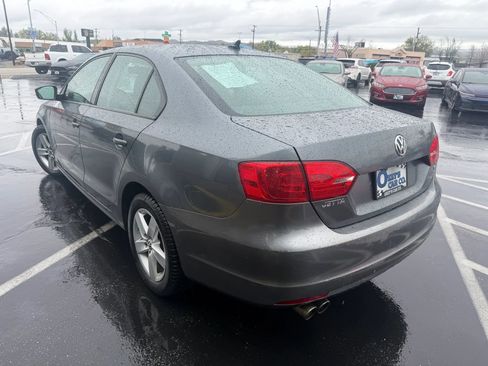 Used 2011 Volkswagen Jetta TDI image 5