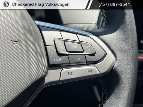 New 2025 Volkswagen Atlas Cross Sport SE image 35