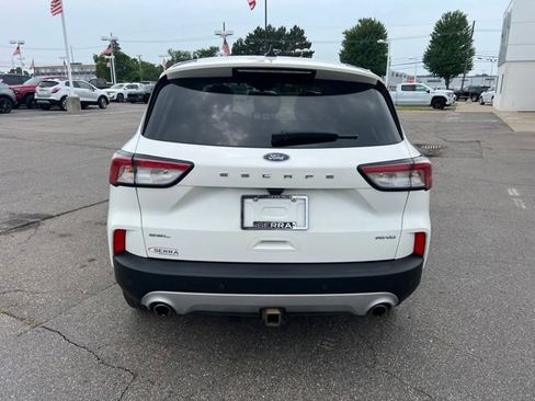 Used 2022 Ford Escape SEL w/ Class II Trailer Tow Package AWD/4WD image 7