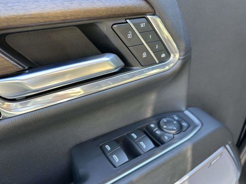 Used 2024 Chevrolet Silverado 2500 High Country w/ Z71 Off-Road Package image 18