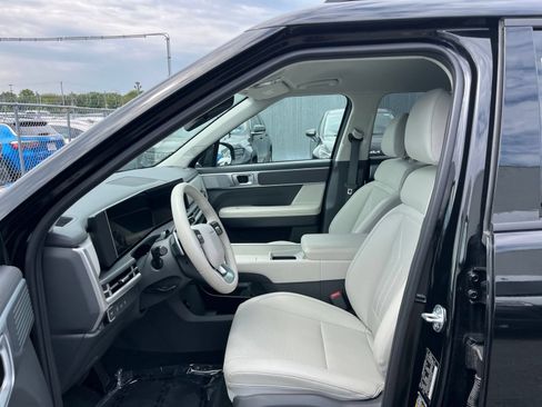 Used 2026 Hyundai Santa Fe SEL FWD image 23