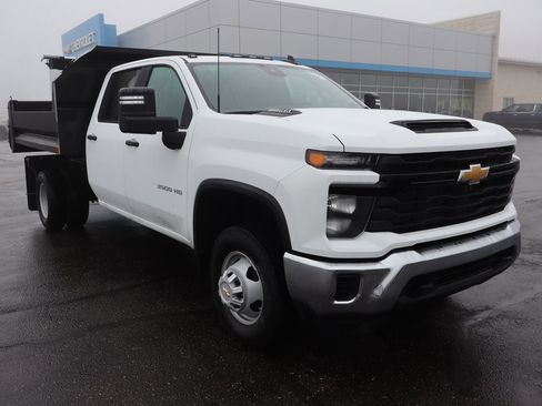 New 2026 Chevrolet Silverado 3500 W/T w/ WT Convenience Package image 2
