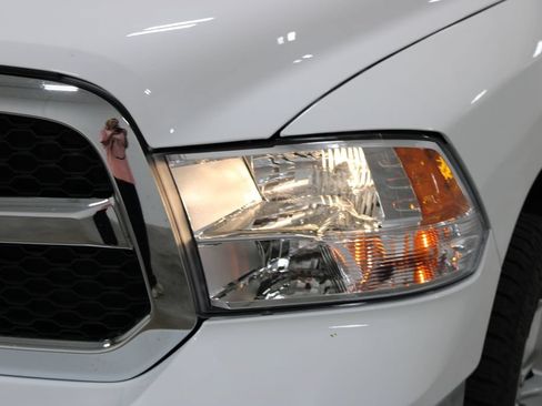 Used 2024 RAM 1500 Classic SLT AWD/4WD image 13