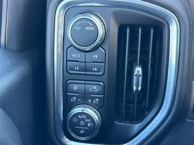 Used 2022 GMC Sierra 2500 Denali w/ Denali Ultimate Package AWD/4WD image 38