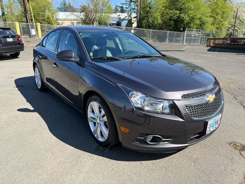 Used 2014 Chevrolet Cruze LTZ FWD image 8