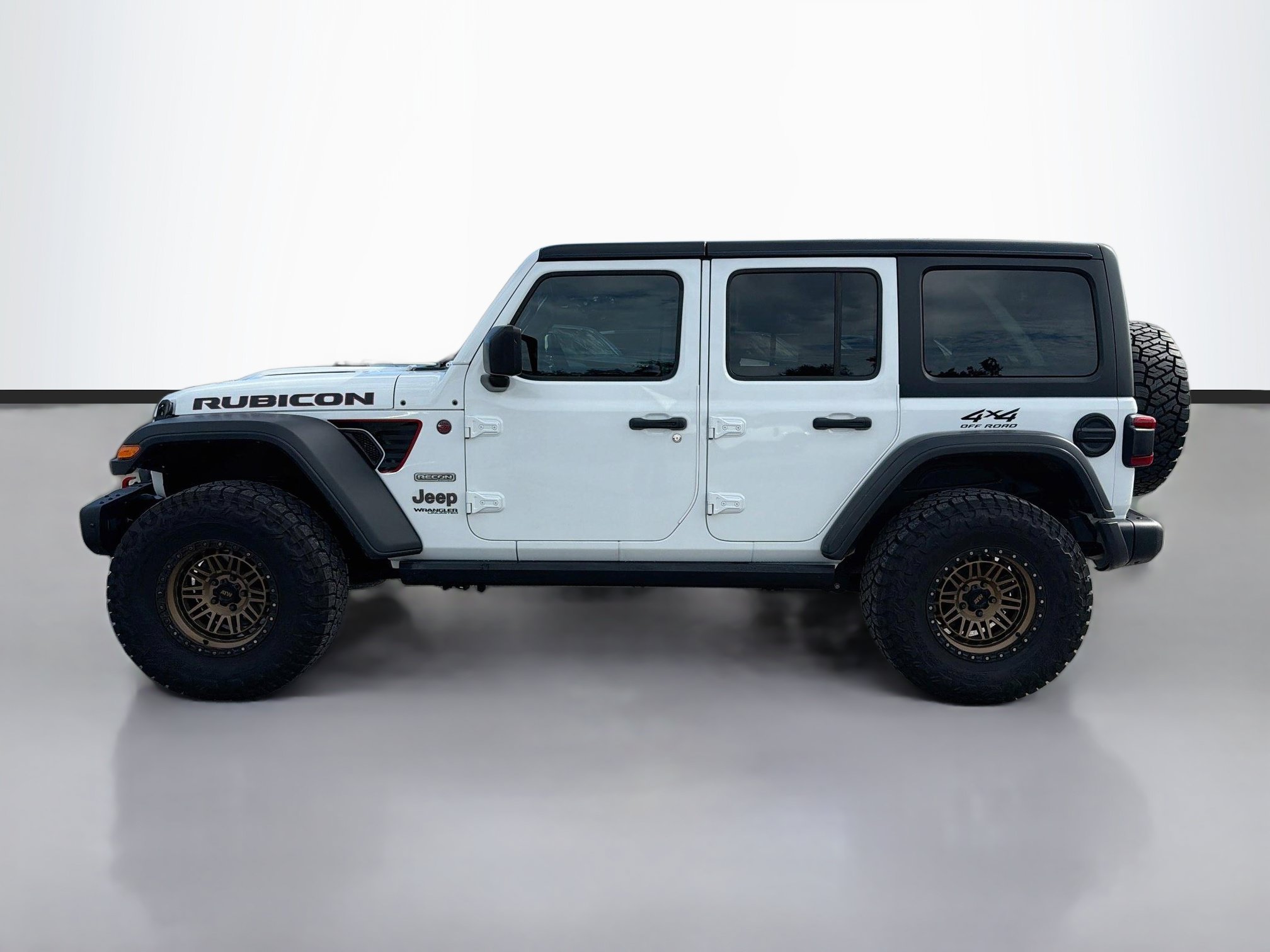 Used 2020 Jeep Wrangler Unlimited Rubicon w/ Quick Order Package 28Y Recon AWD/4WD image 2