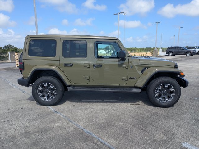 New 2026 Jeep Wrangler Unlimited Sahara AWD/4WD image 3