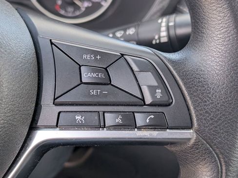 Used 2024 Nissan Sentra SV FWD image 21