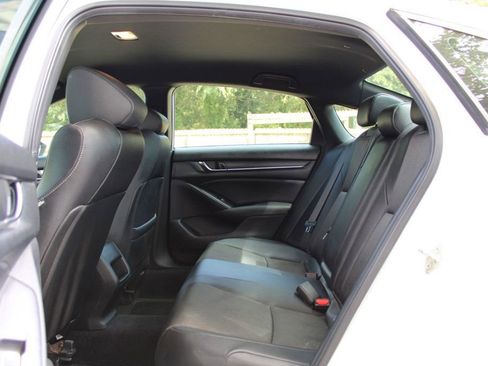 Used 2019 Honda Accord Sport image 32