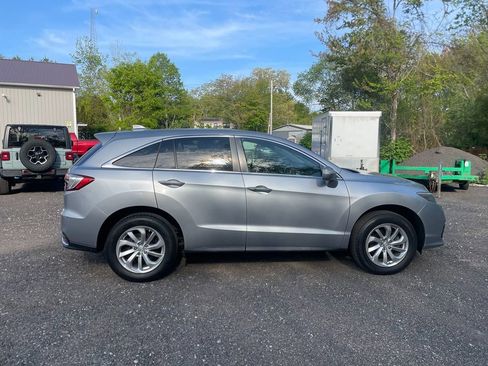 Used 2018 Acura RDX AWD w/ Technology Package image 4