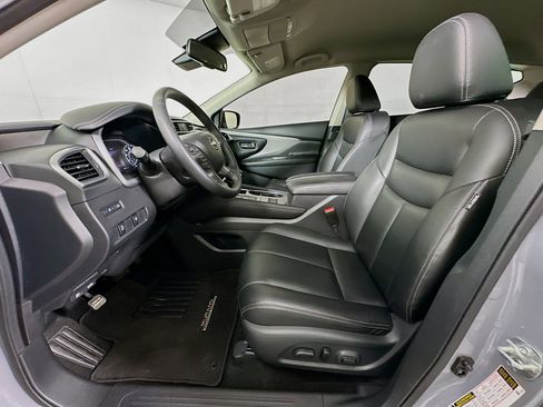 Used 2024 Nissan Murano SV w/ SV Midnight Edition Package FWD image 13