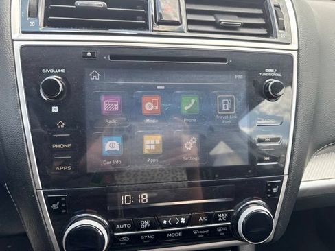 Used 2018 Subaru Outback 2.5i Premium AWD/4WD image 22