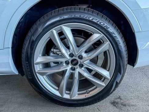 Used 2025 Audi Q7 3.0T Premium Plus w/ Premium Plus Package AWD/4WD image 8