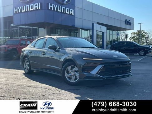 New 2026 Hyundai Sonata SE image 1