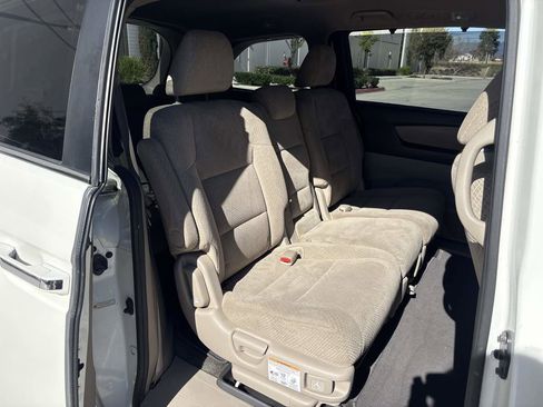 Used 2016 Honda Odyssey EX image 13