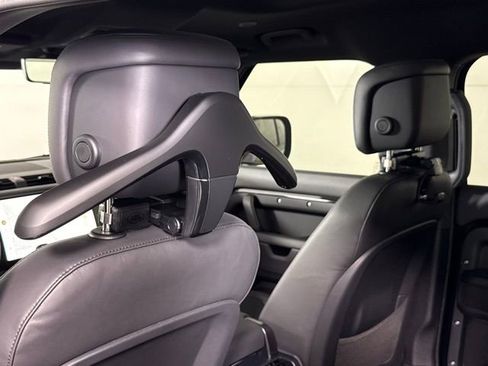 New 2026 Land Rover Defender 110 X-Dynamic SE image 23