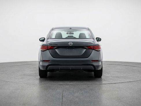 Used 2025 Nissan Sentra SV image 7
