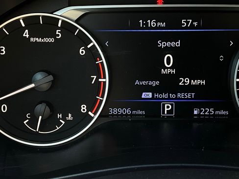 Used 2025 Nissan Altima 2.5 SV image 37