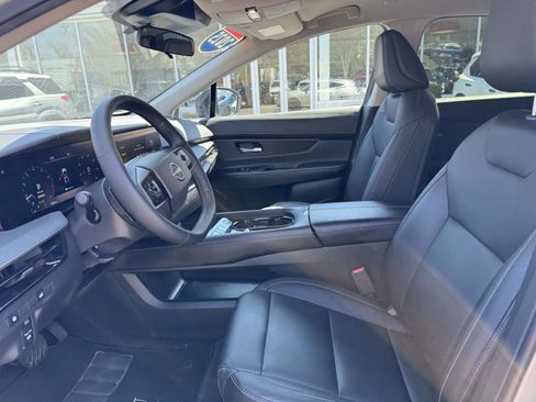 Certified 2025 Nissan Murano SV AWD/4WD image 13