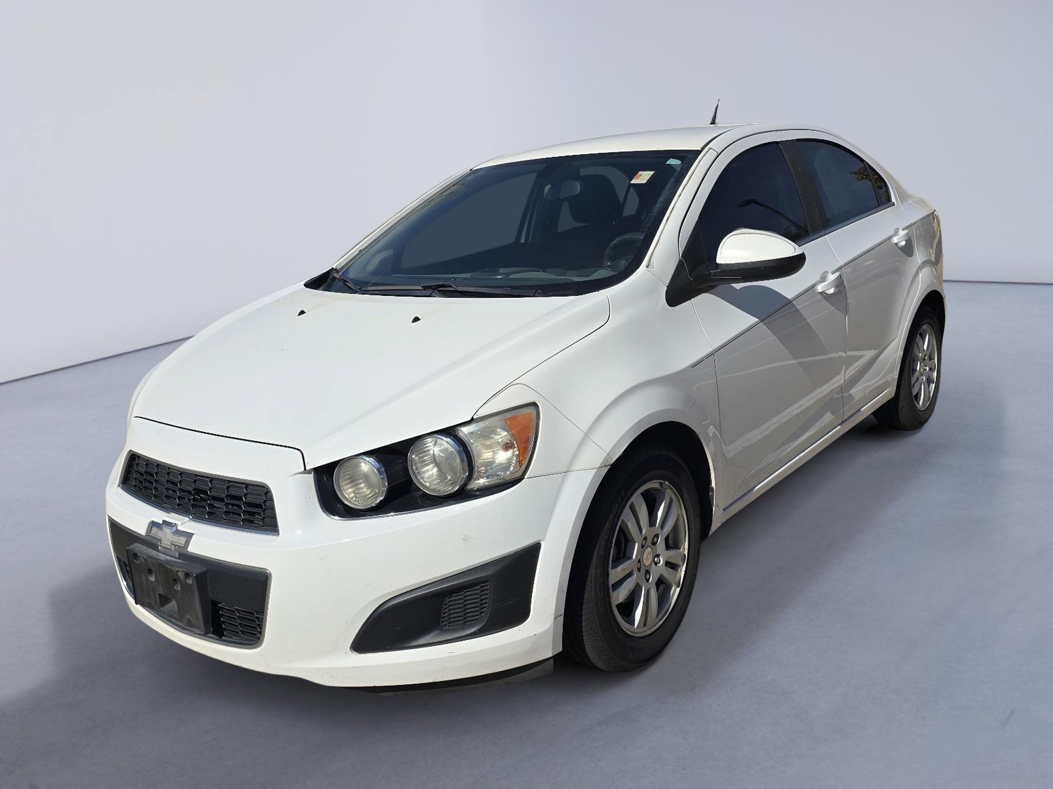 Used 2014 Chevrolet Sonic LT FWD image 1