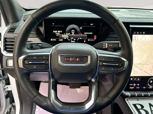 Used 2026 GMC Acadia Elevation AWD/4WD image 29