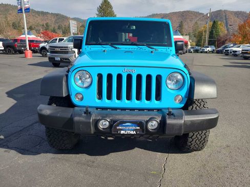 Used 2017 Jeep Wrangler Unlimited Sport w/ Quick Order Package 23S image 14