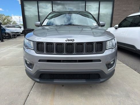 Used 2020 Jeep Compass Latitude AWD/4WD image 8
