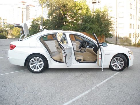 Used 2014 BMW 528i Sedan image 23