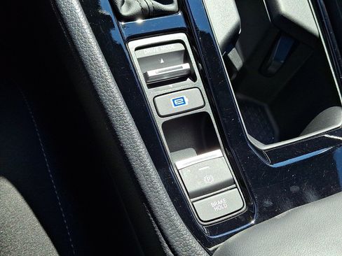 Used 2024 Honda Accord Sport image 23