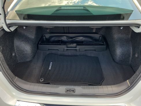 Used 2023 Nissan Altima 2.5 SL FWD image 8