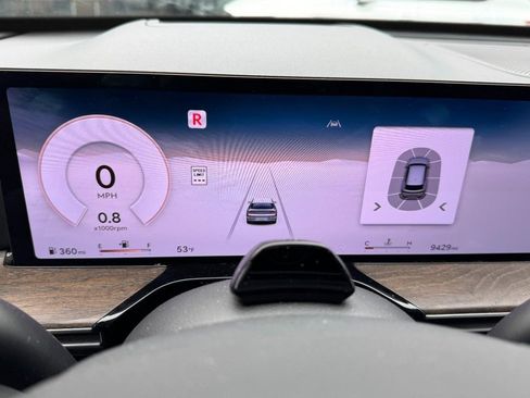 Certified 2025 Genesis GV80 2.5T Prestige image 25