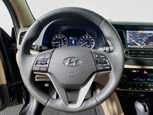 Used 2018 Hyundai Tucson Limited FWD image 17