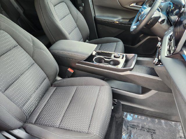 Used 2026 Chevrolet Equinox LT FWD image 19