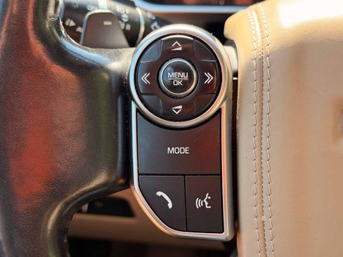 Used 2017 Land Rover Range Rover HSE AWD/4WD image 27