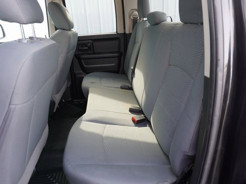 Used 2018 RAM 1500 Express w/ Black Ram 1500 Express Group image 31