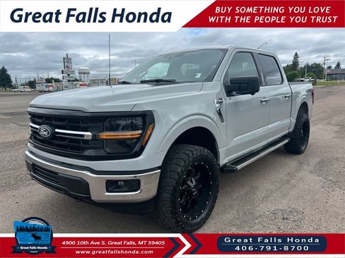 Used 2024 Ford F150 XLT AWD/4WD image 3