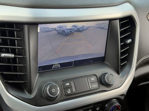 Used 2023 GMC Acadia SLE w/ Driver Convenience Package image 22