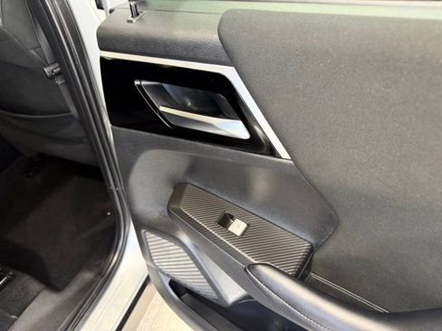 Used 2022 Mitsubishi Outlander ES image 23